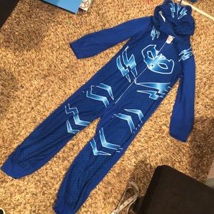 PJ Mask pajamas size 8